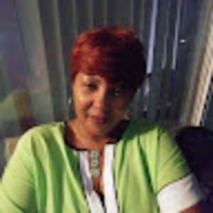 Meet your Posher, Angie